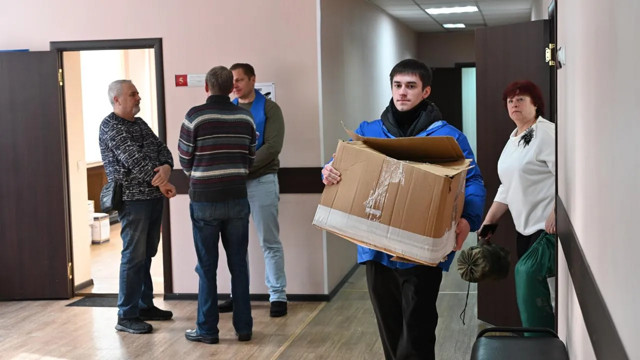 В Серпухове около 600 кг гуманитарной помощи отправили на передовую ко Дню защитника Отечества