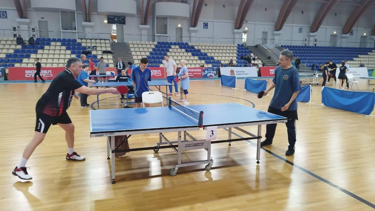 Спортсмены Электростали заняли призовые места на чемпионате по настольному теннису