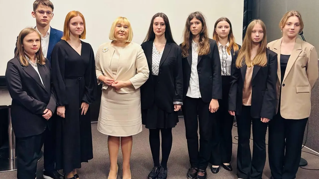 Омбудсмен Ирина Фаевская провела встречу с участниками Всероссийской олимпиады по праву