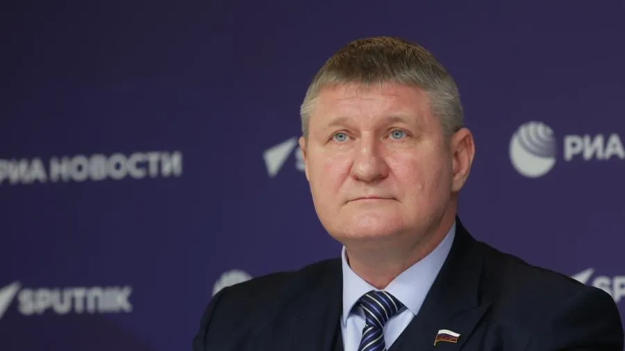 Депутат Шеремет призвал Туска «прикусить язык» после слов о России