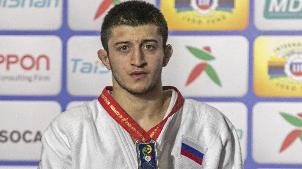 Дзюдоист из Подмосковья выиграл серебро на соревнованиях в Марокко