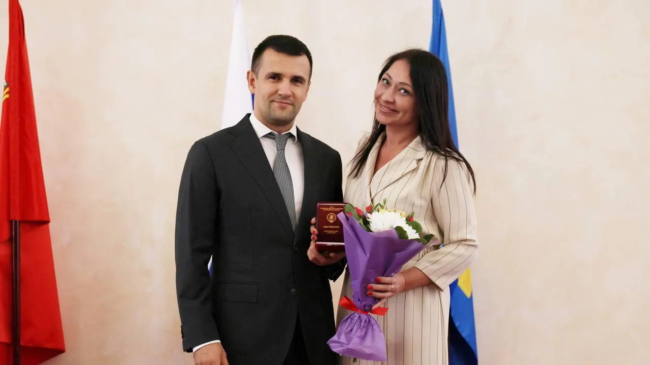 Глава Реутова поздравил педагогический коллектив города с Днем учителя
