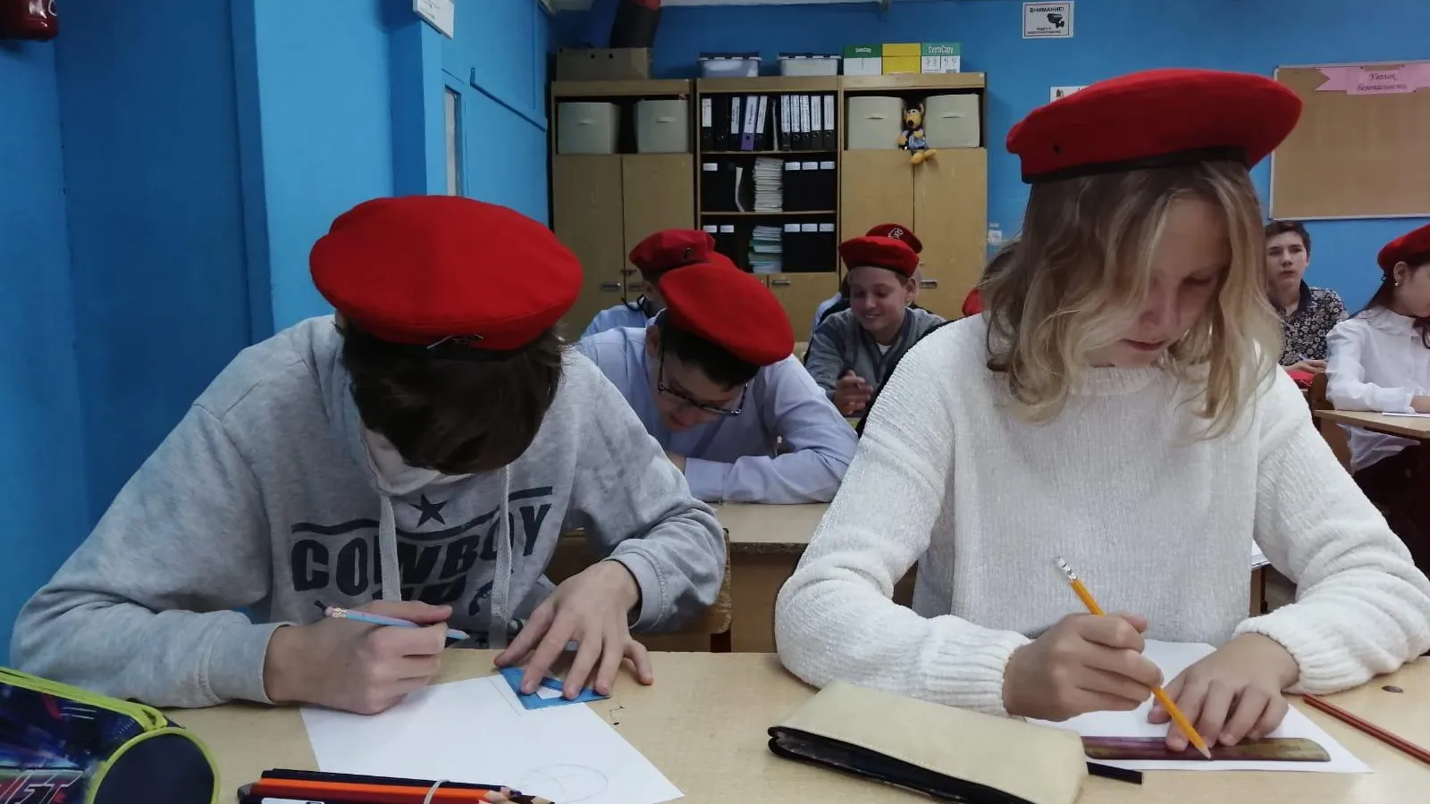 Более 500 юнармейцев из Щелкова приняли участие в акции «Письмо солдату»