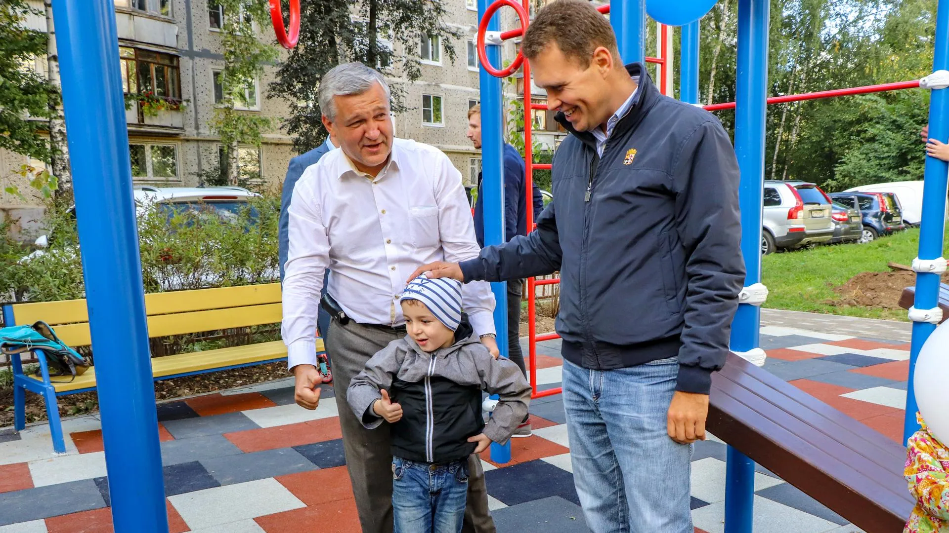 Новую спортивно‑игровую площадку открыли в Мытищах