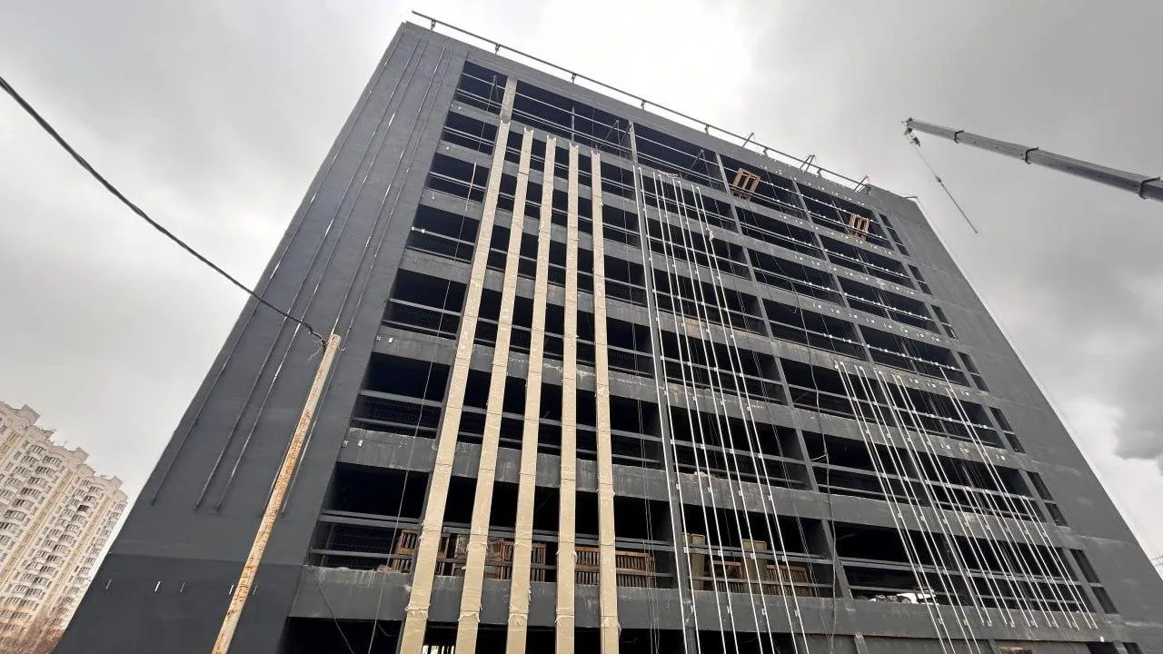 В Мытищах ведется строительство ЖК с детскими садами и паркингом на 500 мест