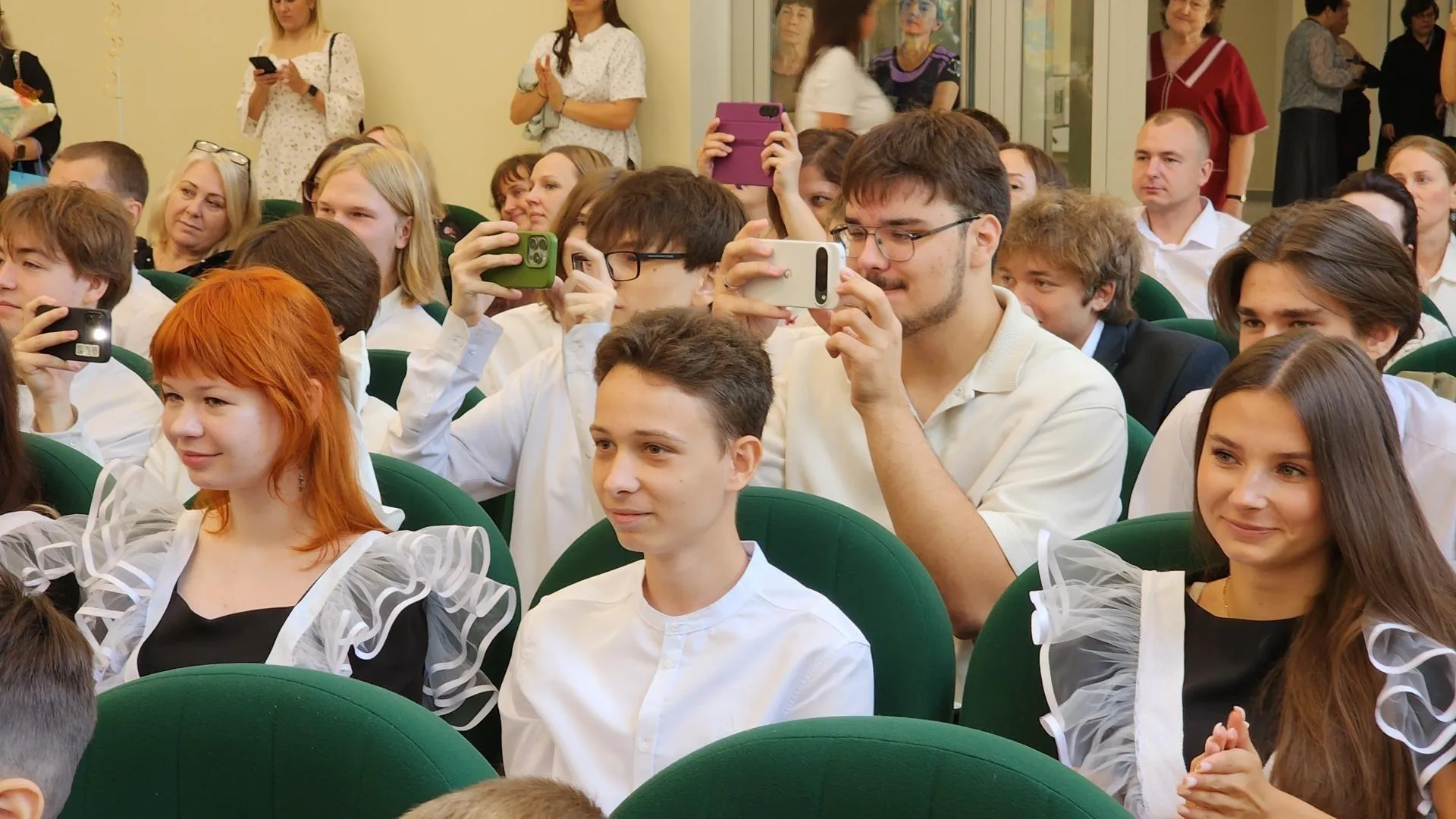 В Протвине 1 сентября открыли лицей имени Логунова после капремонта
