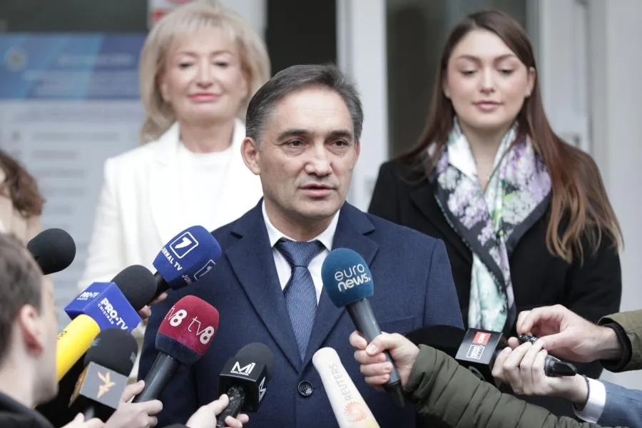 Кандидат в президенты Молдавии Александр Стояногло