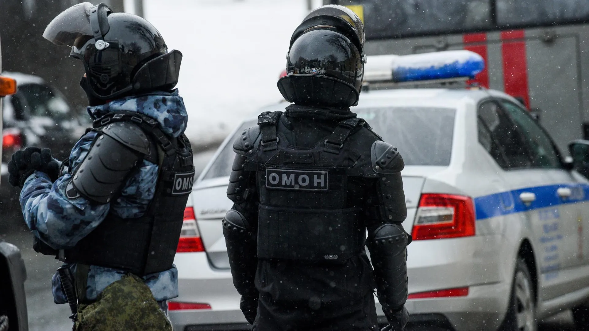 Сотрудник мечети в Красногорске рассказал, что рейд ОМОНа не помешал проведению молитвы