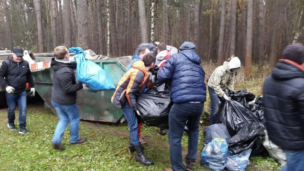 Жители микрорайона Подольска проведут уборку на трех площадках в субботу