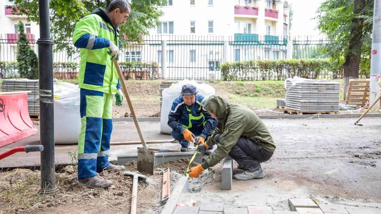 Каркас сцены и подсобных помещений залили в парке Талалихина в Подольске
