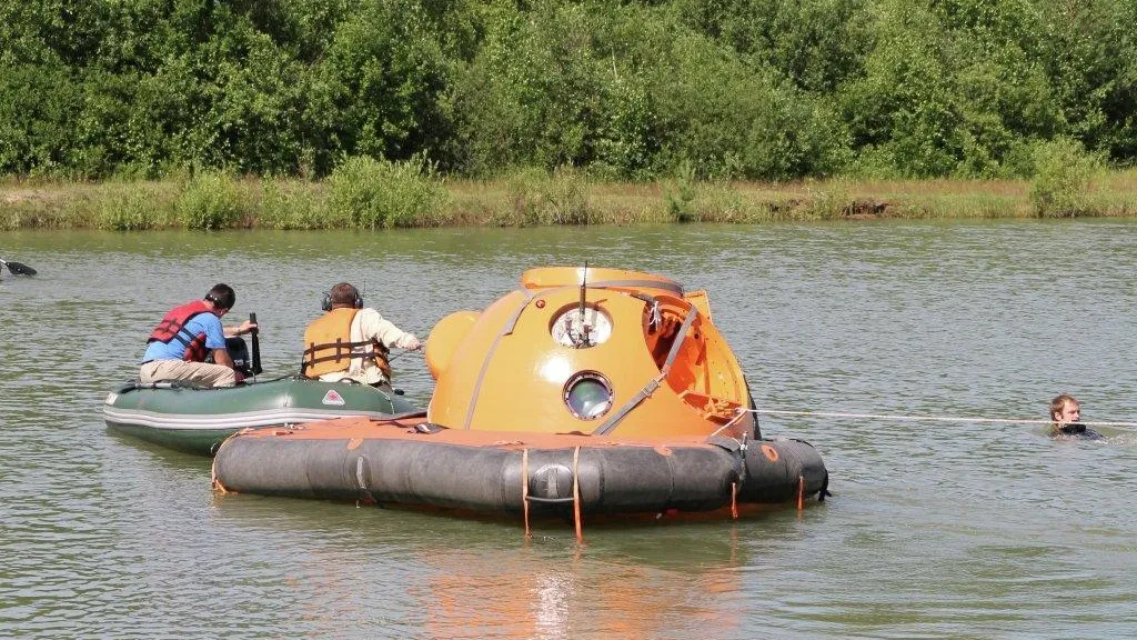 Специалисты из Королева организовали водные тренировки для космонавтов