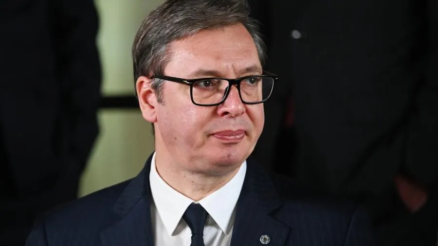 Вучич заявил, что приедет в Москву на 9 Мая, несмотря на угрозы