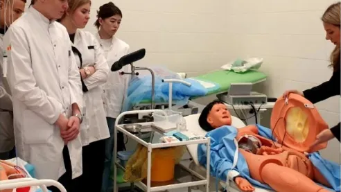 Студенты медицинского колледжа посетили симуляционный центр в Одинцовской больнице