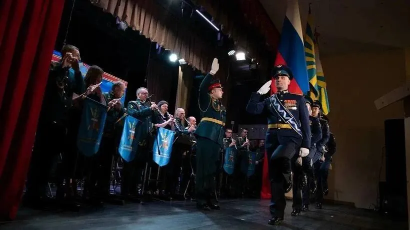 Глава Балашихи поздравил военнослужащих 1‑й армии ПВО с Днем защитника Отечества