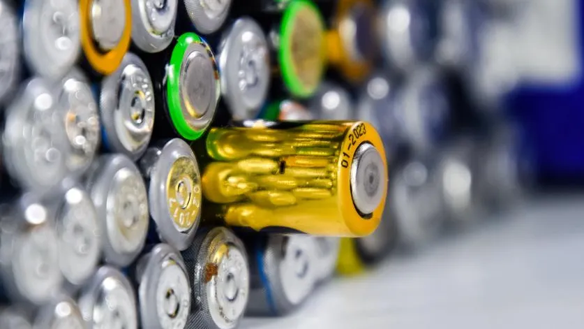 Батарейки из отходов начнут производить в Москве