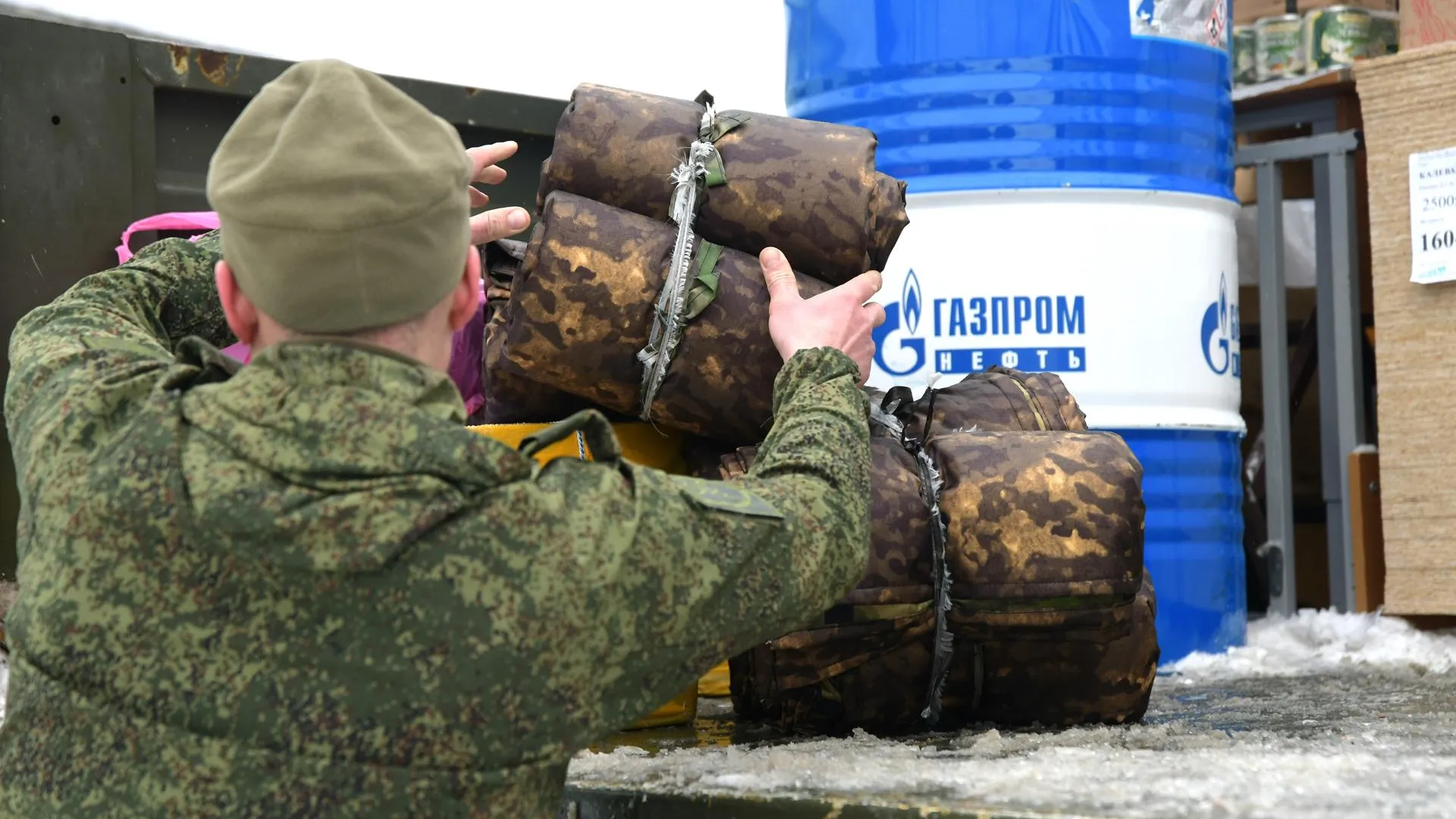 Из Дмитровского округа отправили 7 тонн помощи в зону СВО