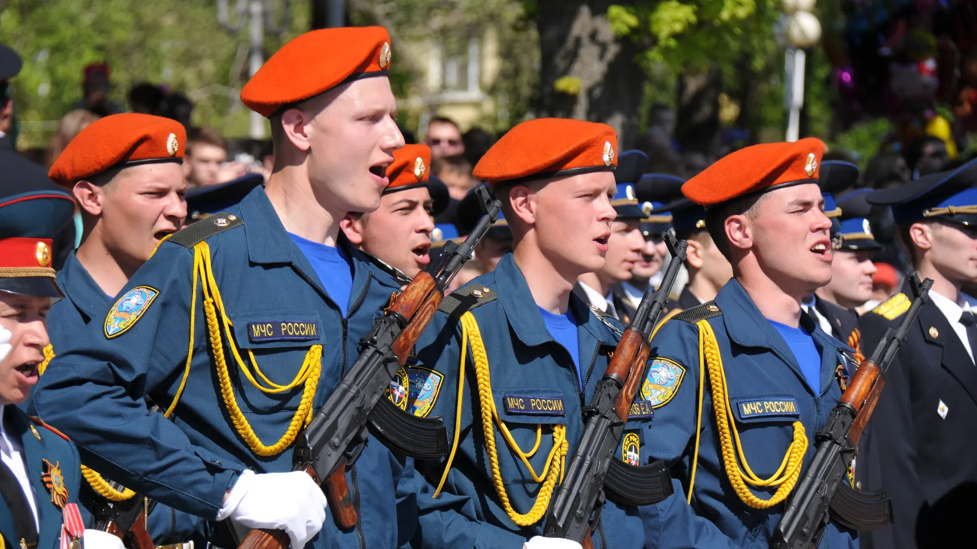 139 площадок в парках Подмосковья подготовят к празднованию 80-летия Победы