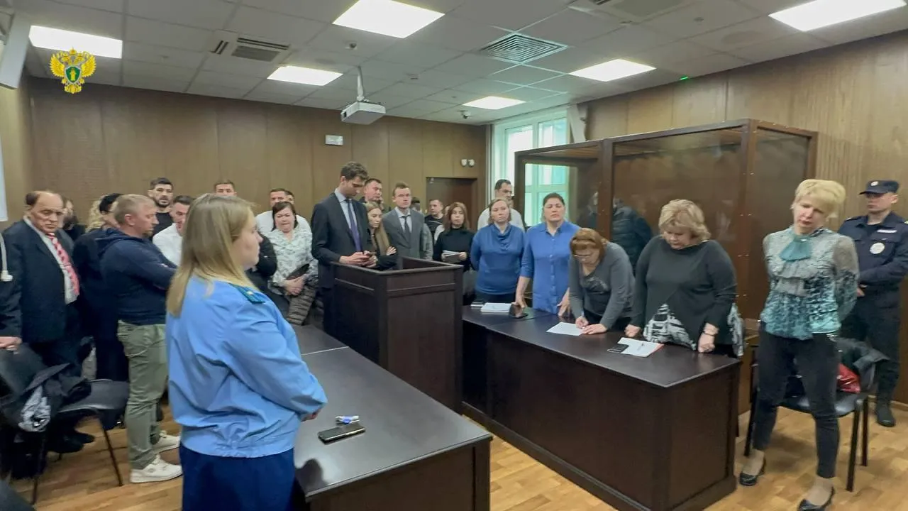 В Москве объявили приговор мошенникам, обманувшим 43 клиента автосалона