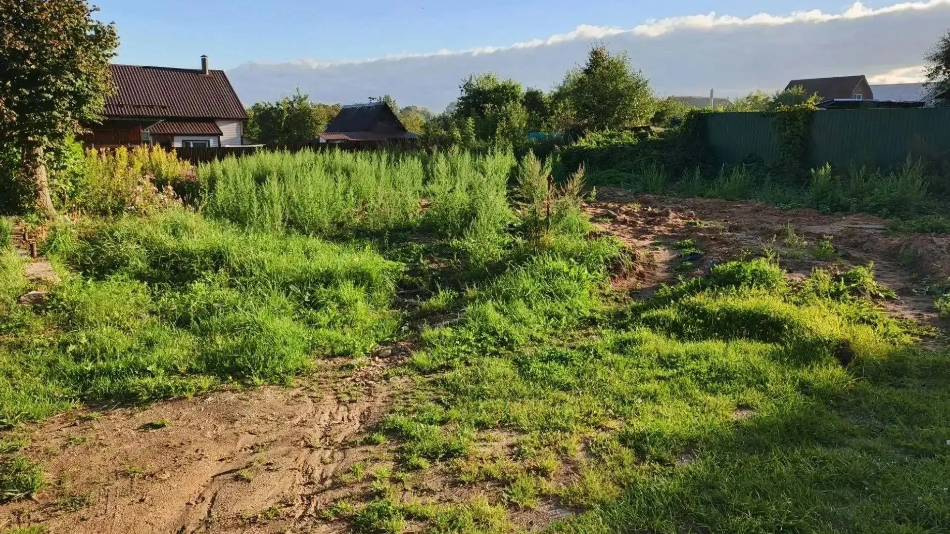 В Рузе снесли аварийный жилой дом на Садовой улице
