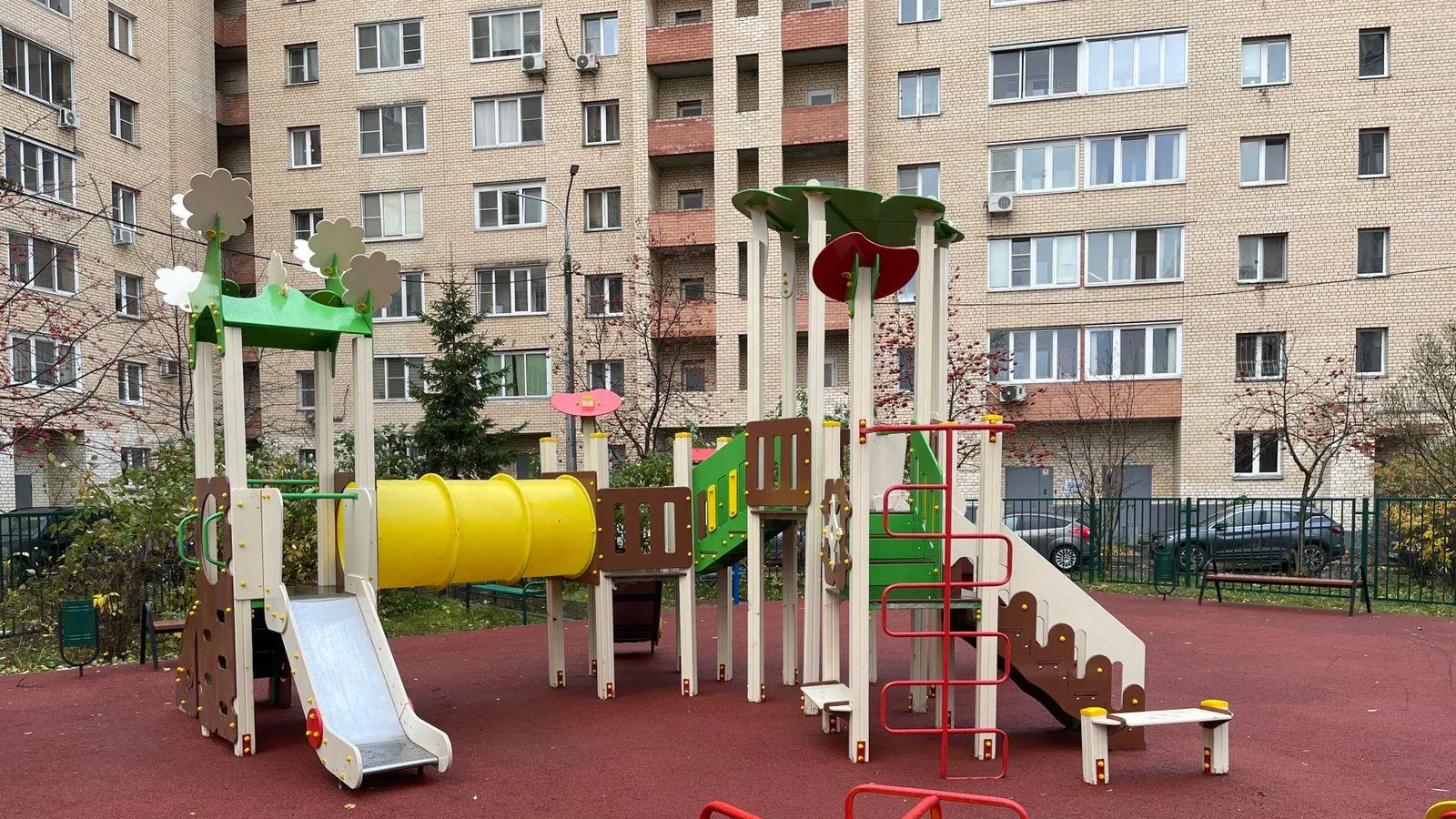 Более 30 дворов благоустроят в Люберцах в 2022 г