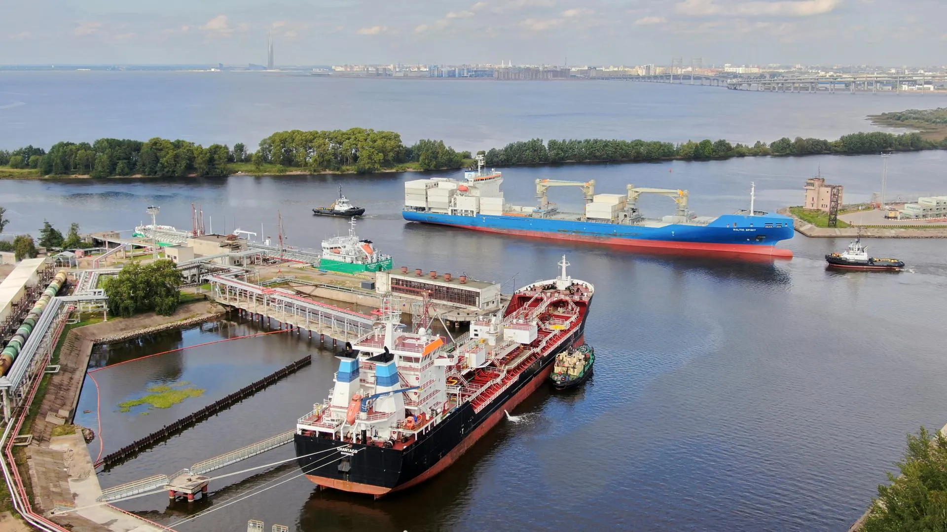 Генпрокуратура подала иск к владельцам Петербургского нефтяного терминала
