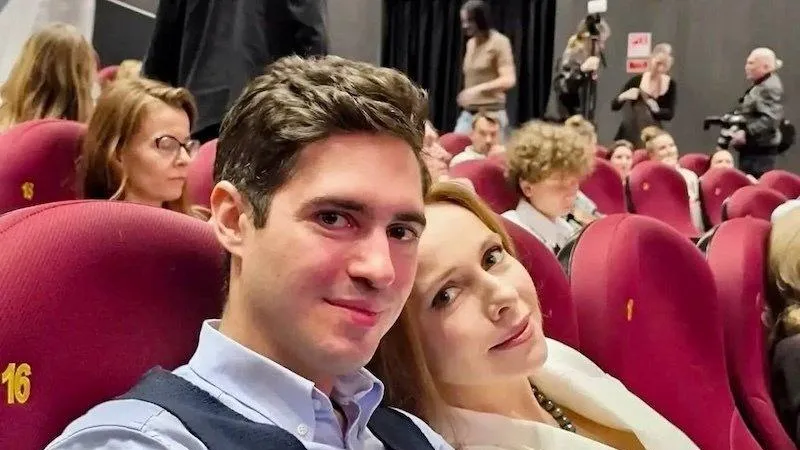 «Красивый парень»: Екатерина Гусева показала редкое фото со взрослым сыном