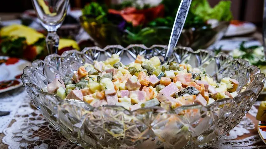 Нутрициолог назвала самое вредное блюдо на новогоднем столе