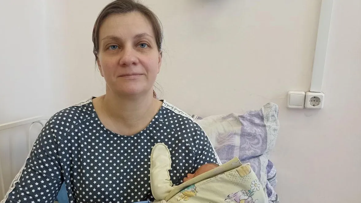 В Московском областном институте акушерства и гинекологии женщина родила 11 ребенка