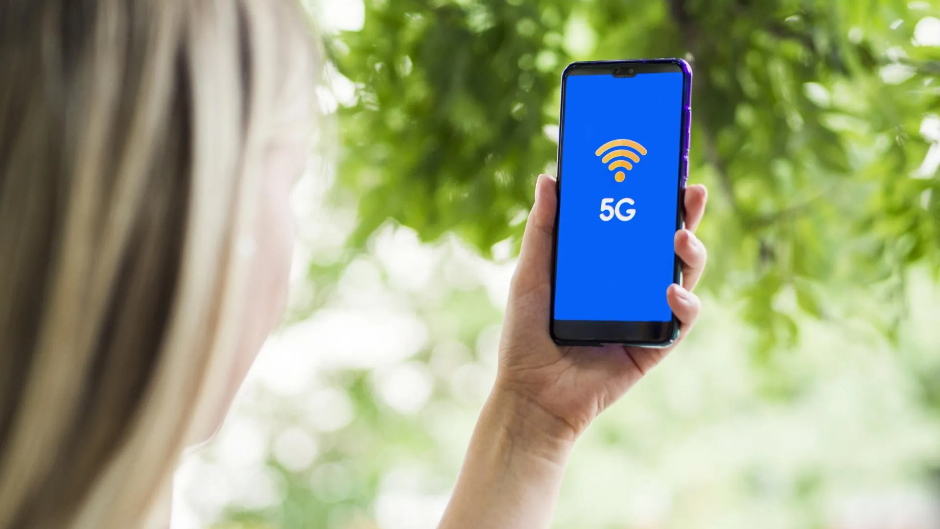 Ограничения мобильного интернета в регионах РФ: кого они коснутся и что делать, если нет связи