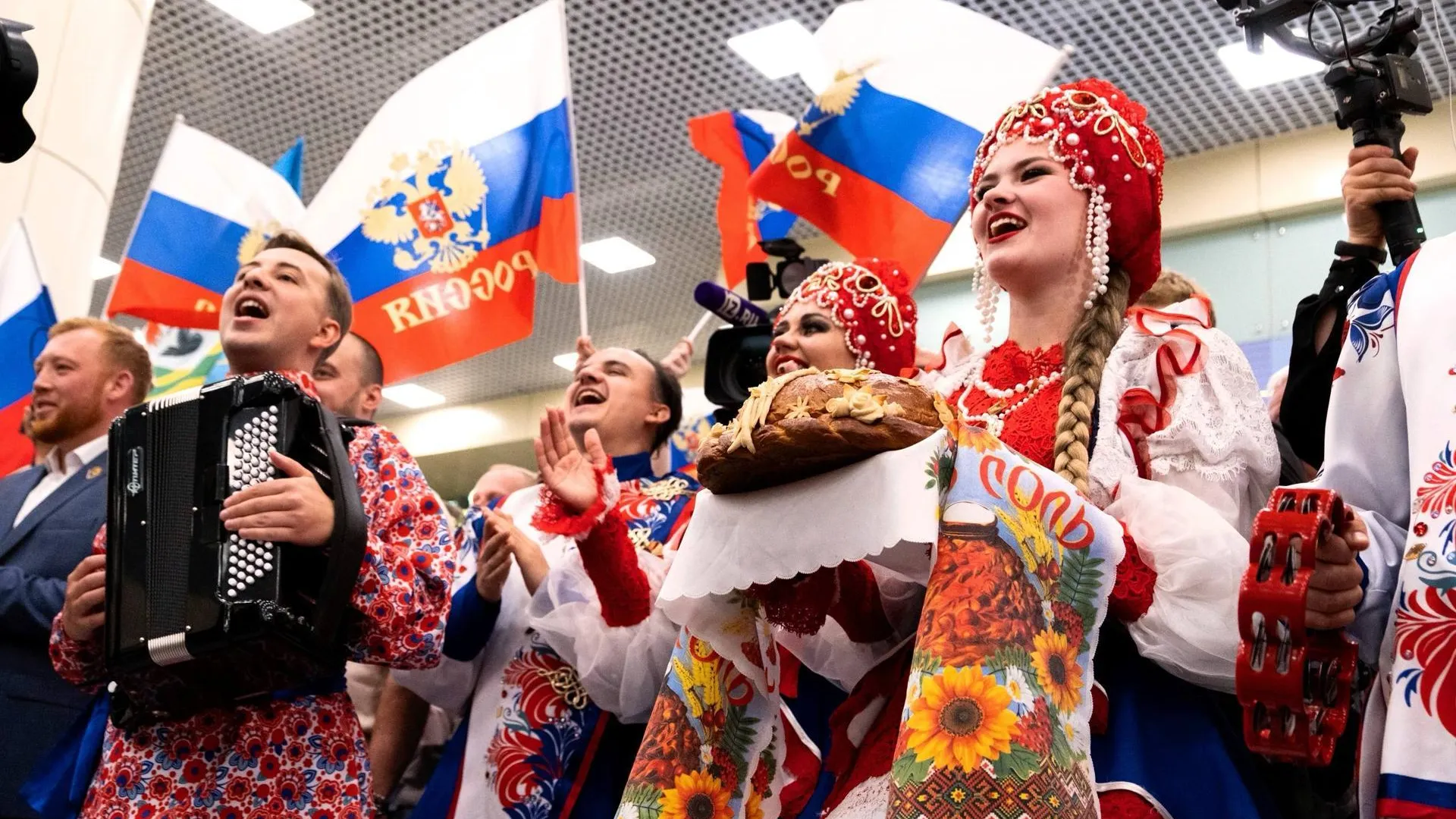 Подмосковные спортсмены вернулись с ЧМ по водным видам спорта в Сингапуре