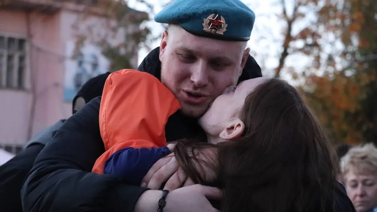 Преподаватель из Щелковского колледжа пошел добровольцем на военную службу
