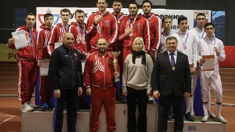 2 медали завоевали спортсмены из Подмосковья на Кубке России по фехтованию