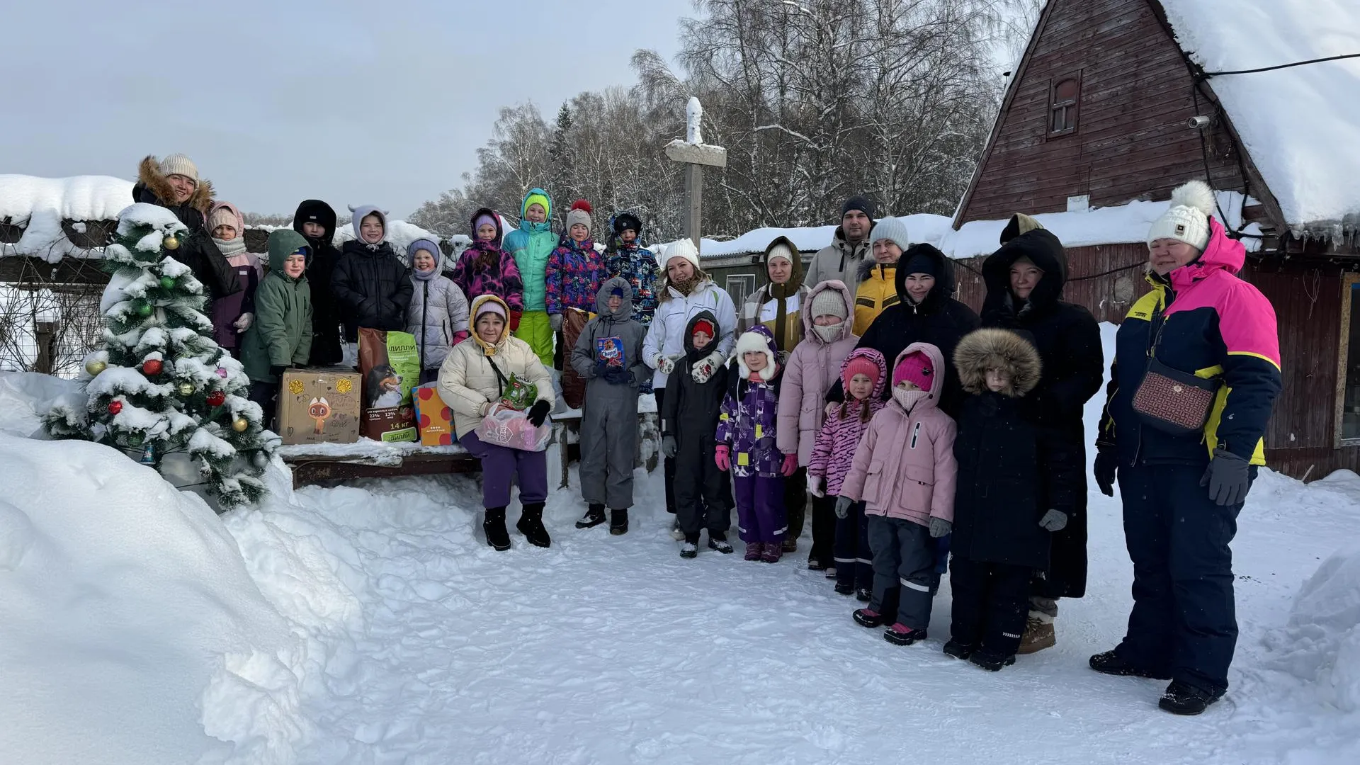 Первоклассники Можайска совершили «Доброе дело» и подарили тепло приюту для животных