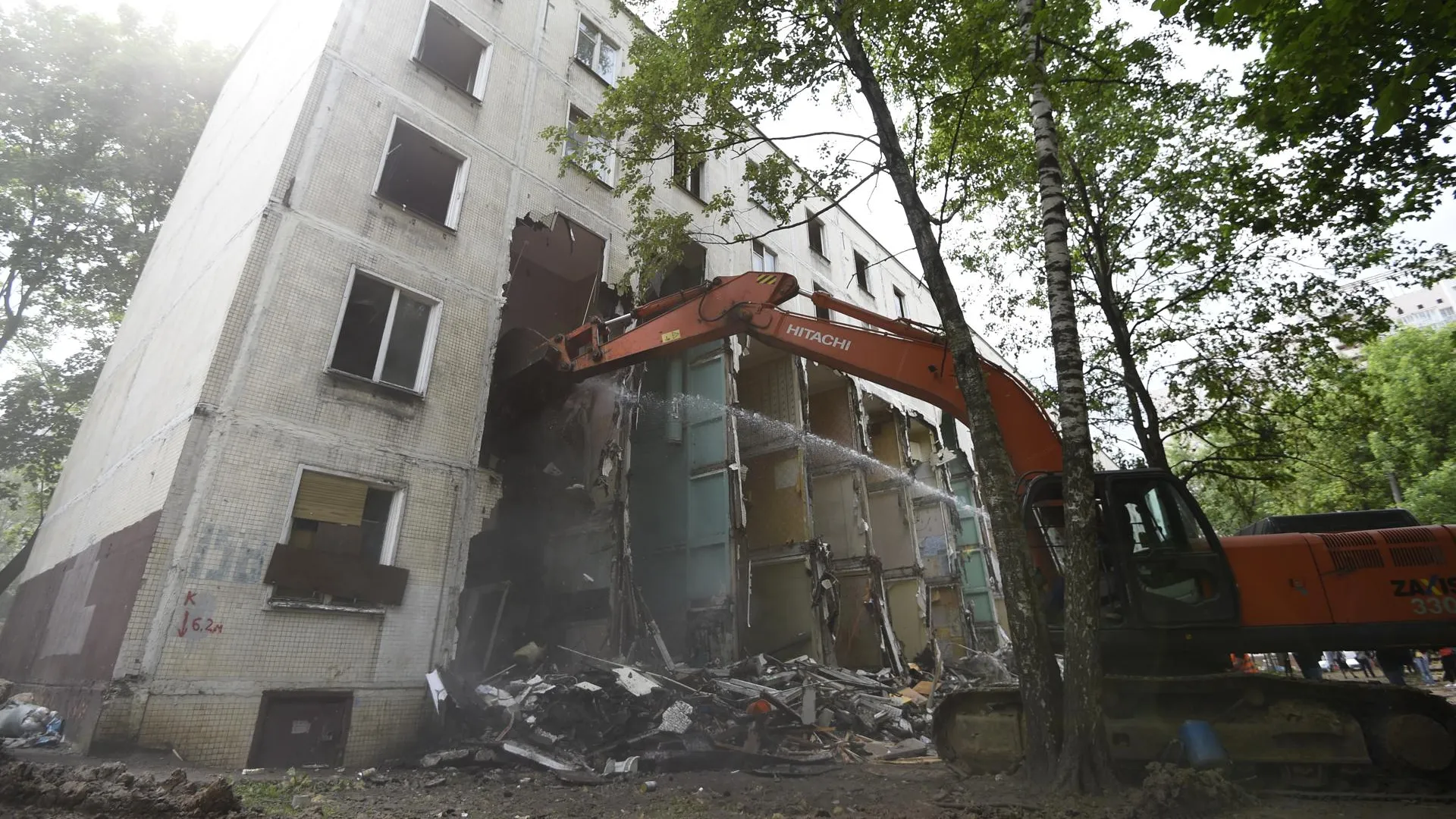 В Одинцовском округе снесут самовольно построенный многоквартирный дом