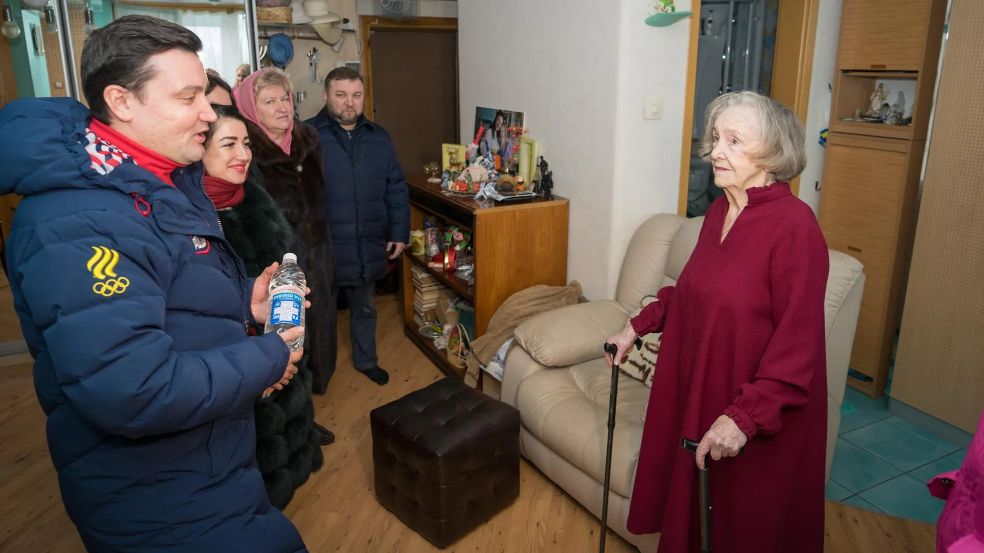 Свыше 500 инвалидов и ветеранов ВОВ получили крещенскую воду на дом в Химках