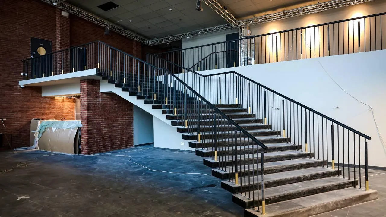 В Мытищах завершили реконструкцию театра драмы и комедии «ФЭСТ»