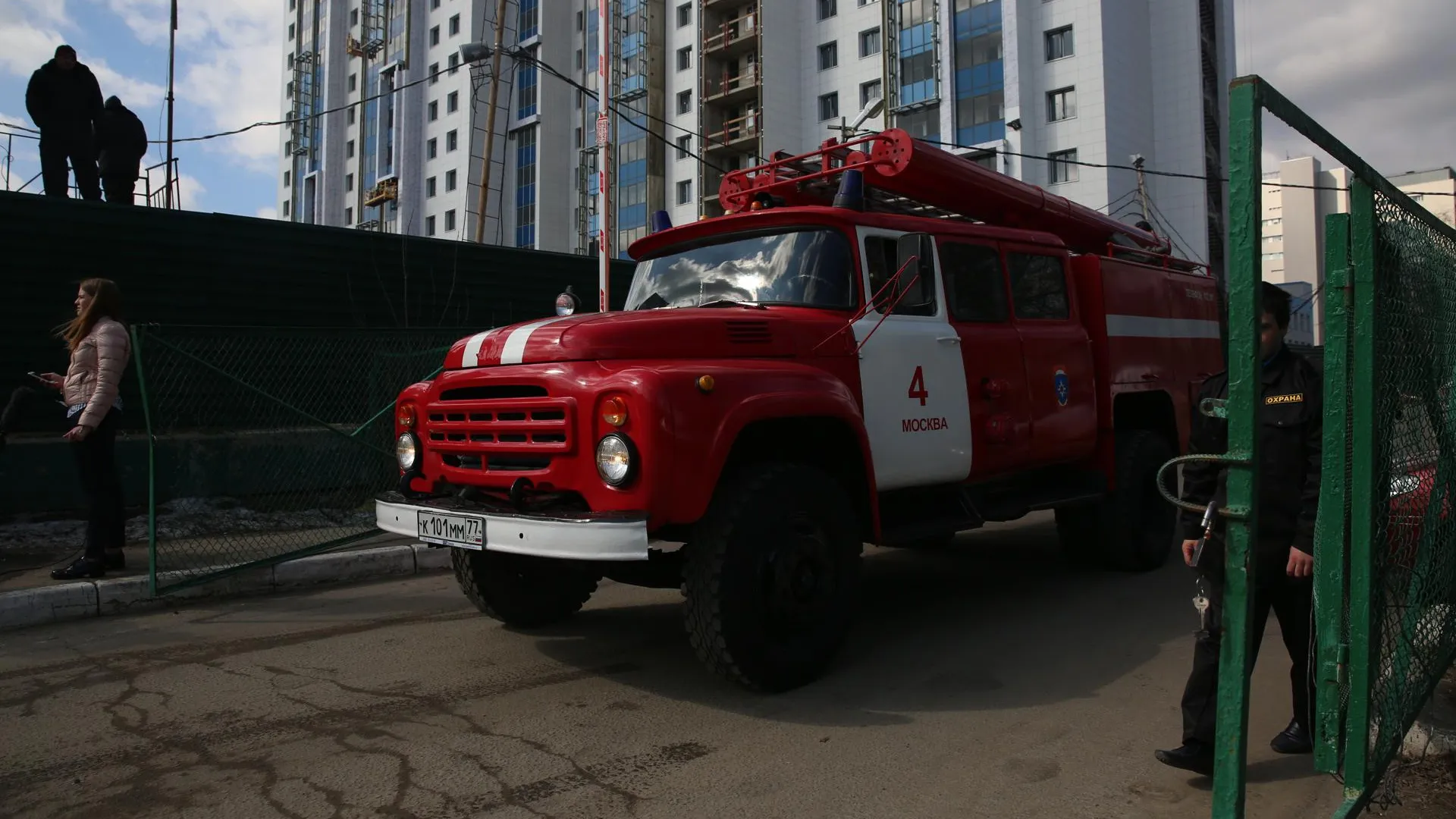 Более 20 пожаров произошло в Подмосковье за минувшие сутки