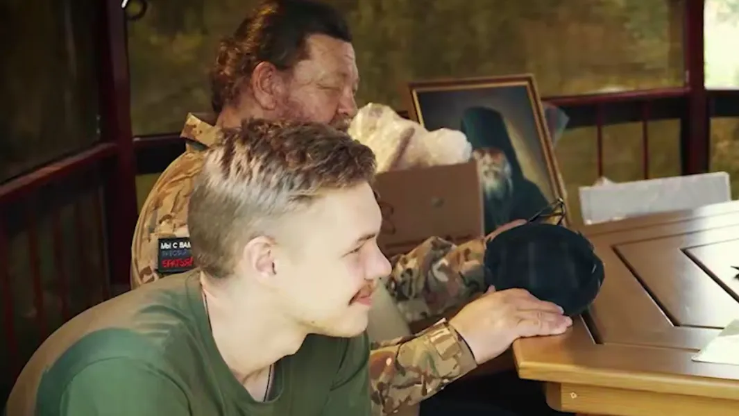 «Под Богом и огнем»: вышел фильм военкора Александра Симонова