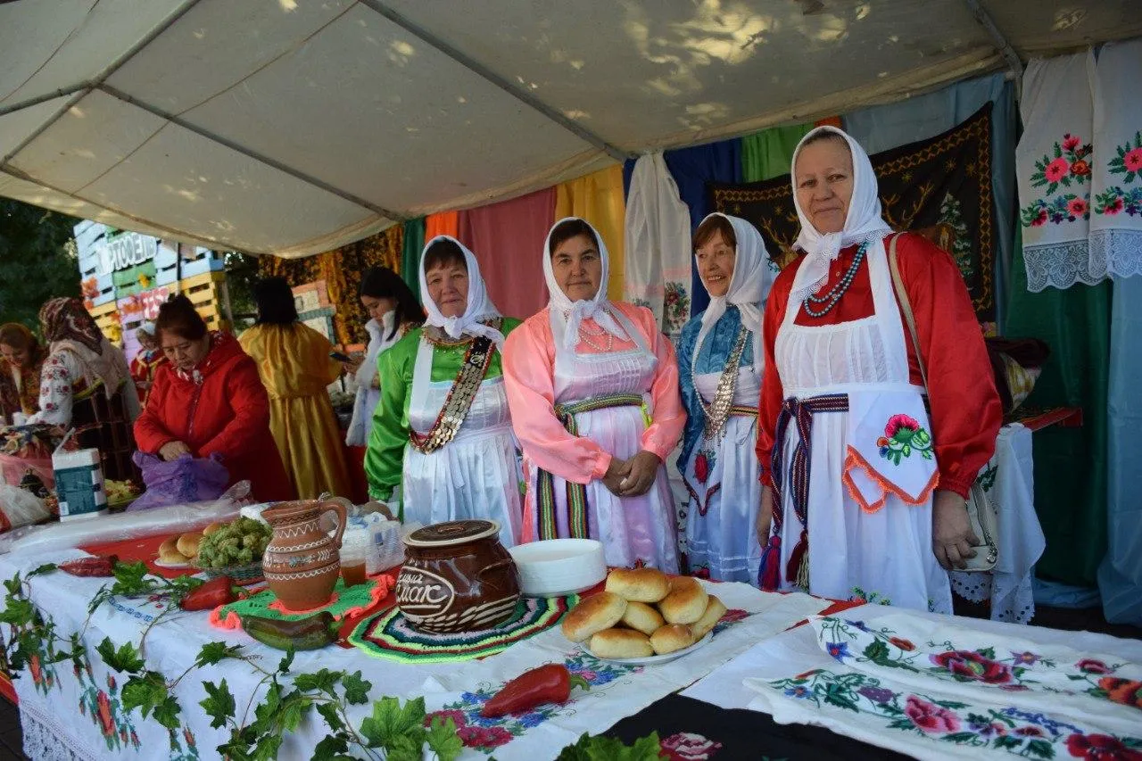 Роман Варцев