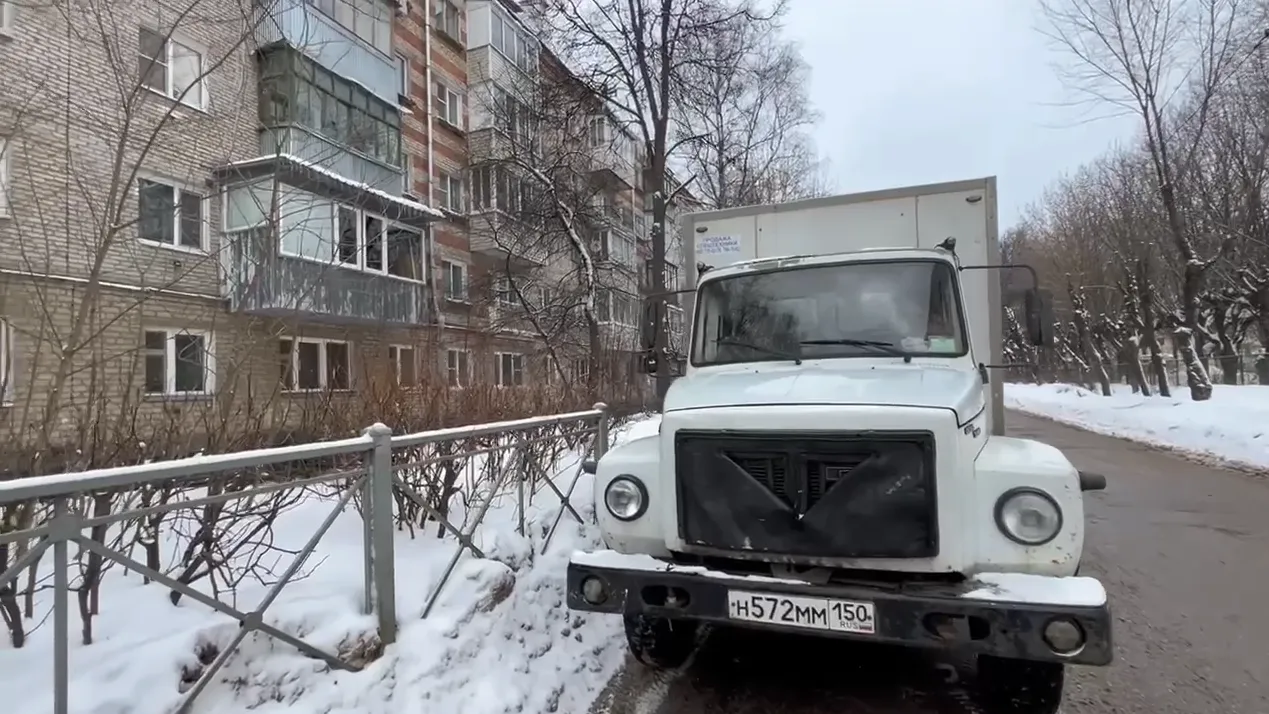 Специалисты устраняют утечку на теплотрассе в Климовске