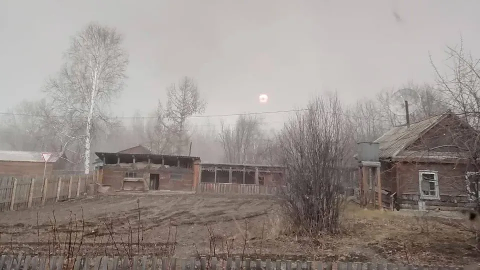 Фото апокалипсиса: пепел от вулкана засыпал населенные пункты на Камчатке