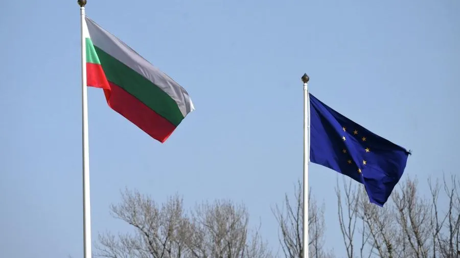 Совет ЕС утвердил присоединение Болгарии и Румынии к Шенгену