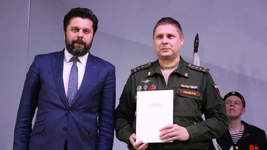 Глава Домодедова поздравил жителей с наступающим Днем защитника Отечества