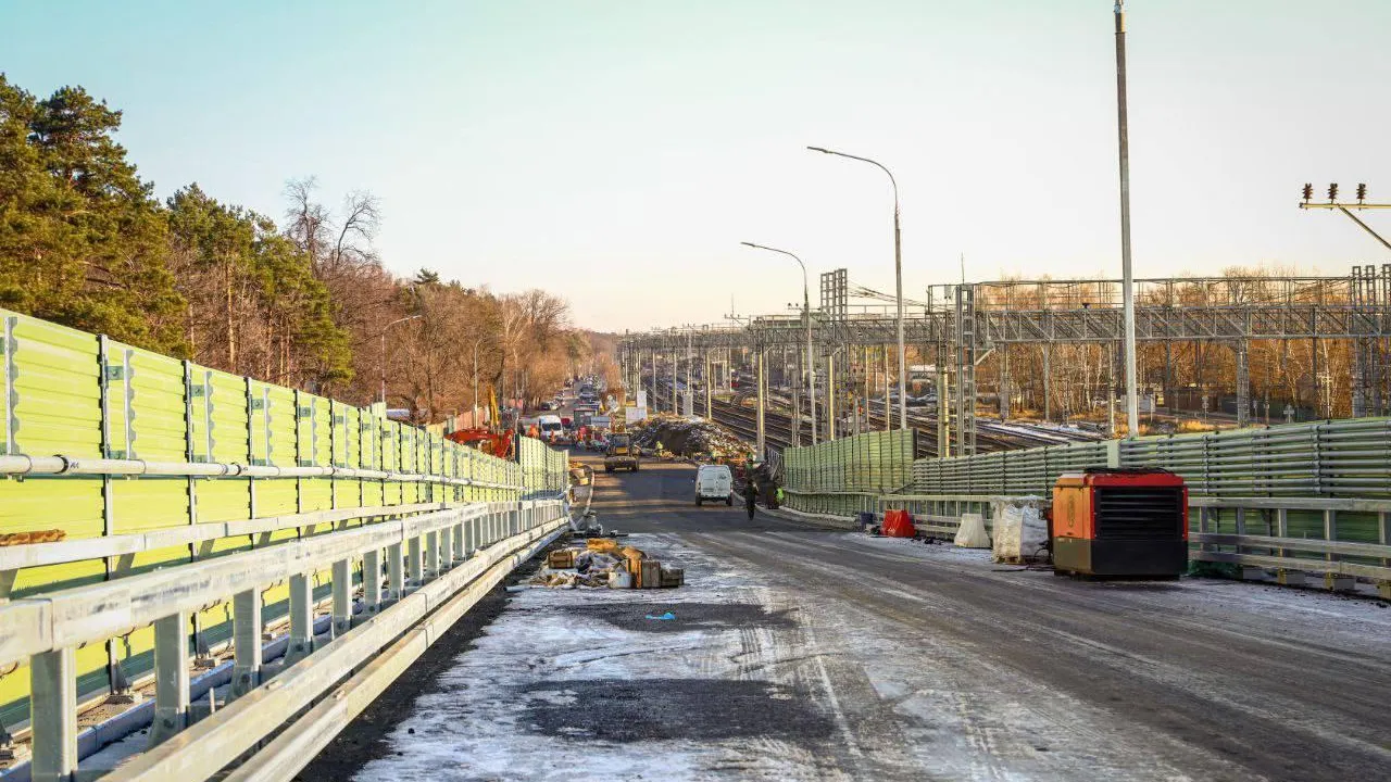 Открыть движение по путепроводу в Быково планируют до конца текущего года