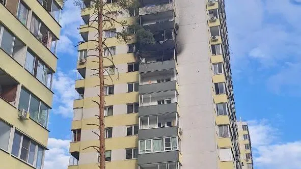 Дом на ул Высоковольтной в Раменском готовят к ремонту после атаки БПЛА
