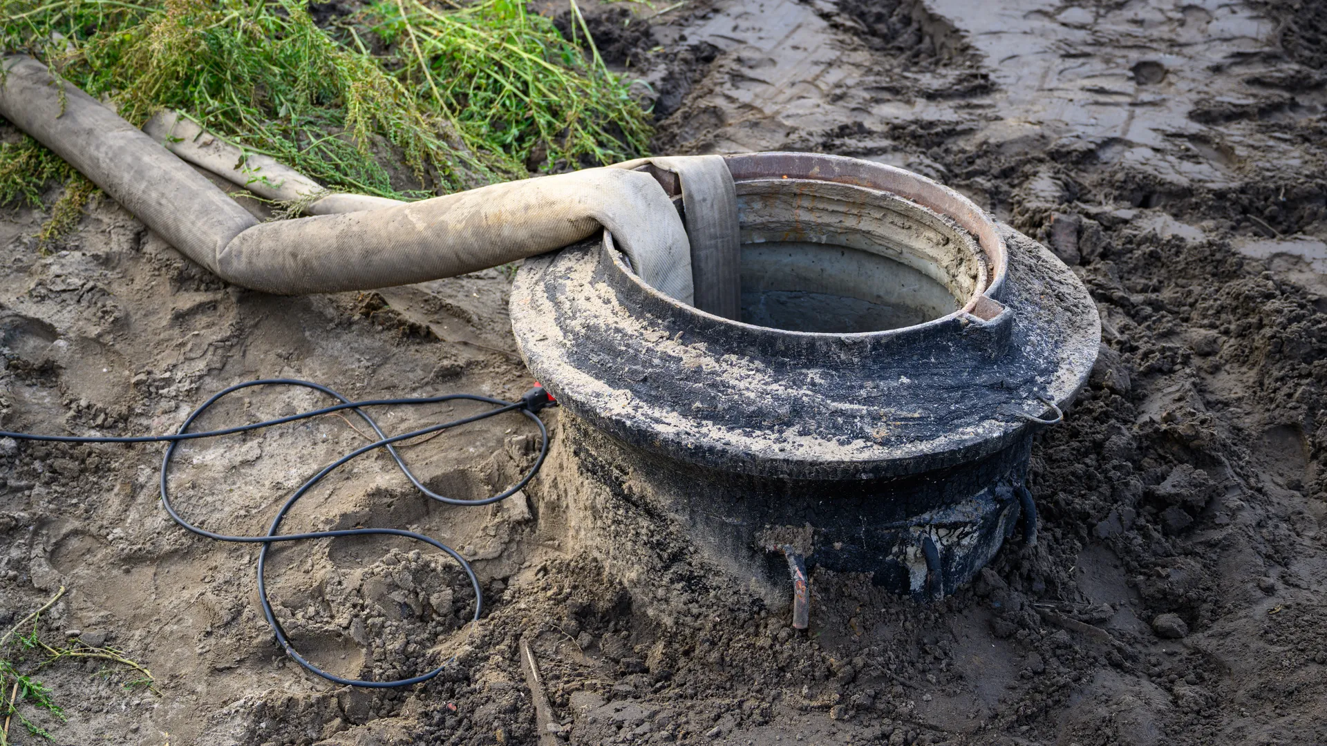 Депутат ГД Коган помог жителю Чехова решить вопрос с канализационными стоками