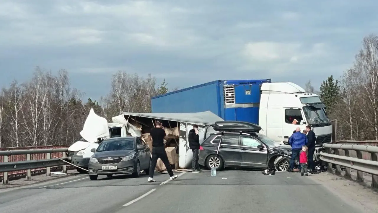 Сразу 5 автомобилей столкнулись в Богородском городском округе