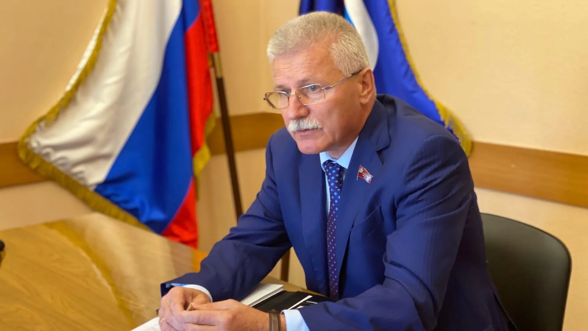 Депутат Мособлдумы Максимович поздравил жителей Подольска с Крещением