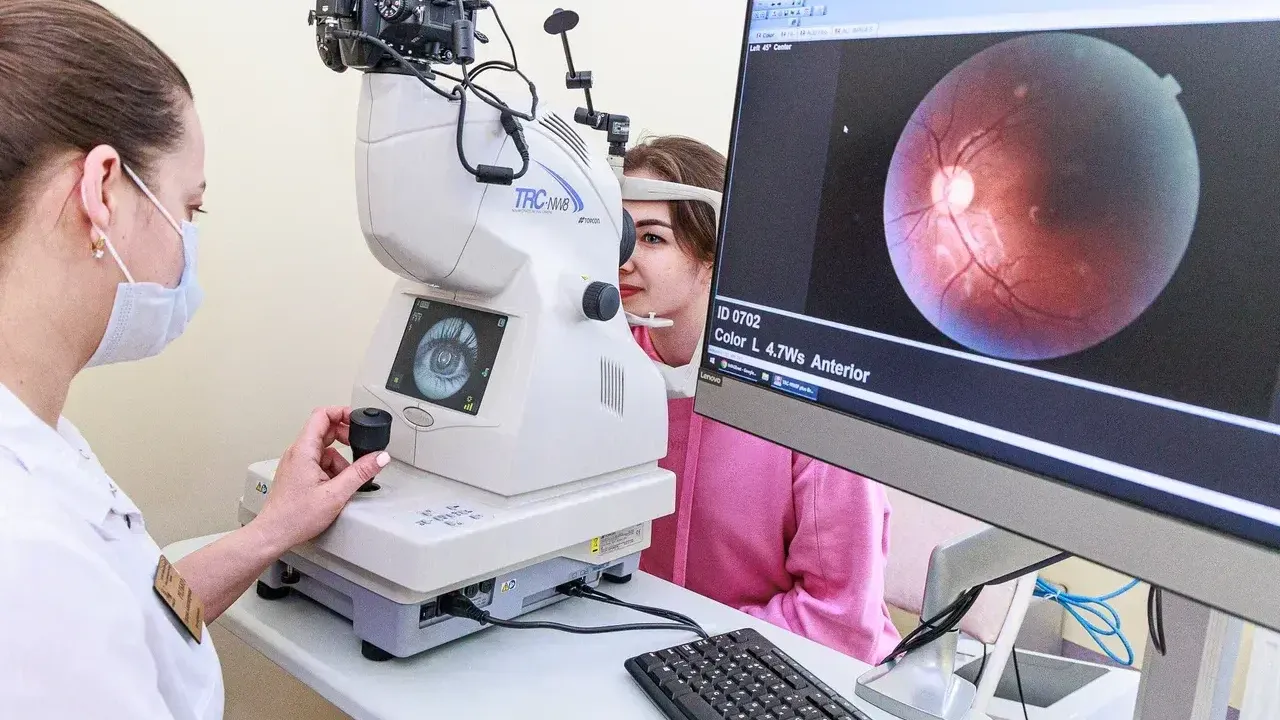 Врачи НИКИ детства дали рекомендации по поддержанию зрения