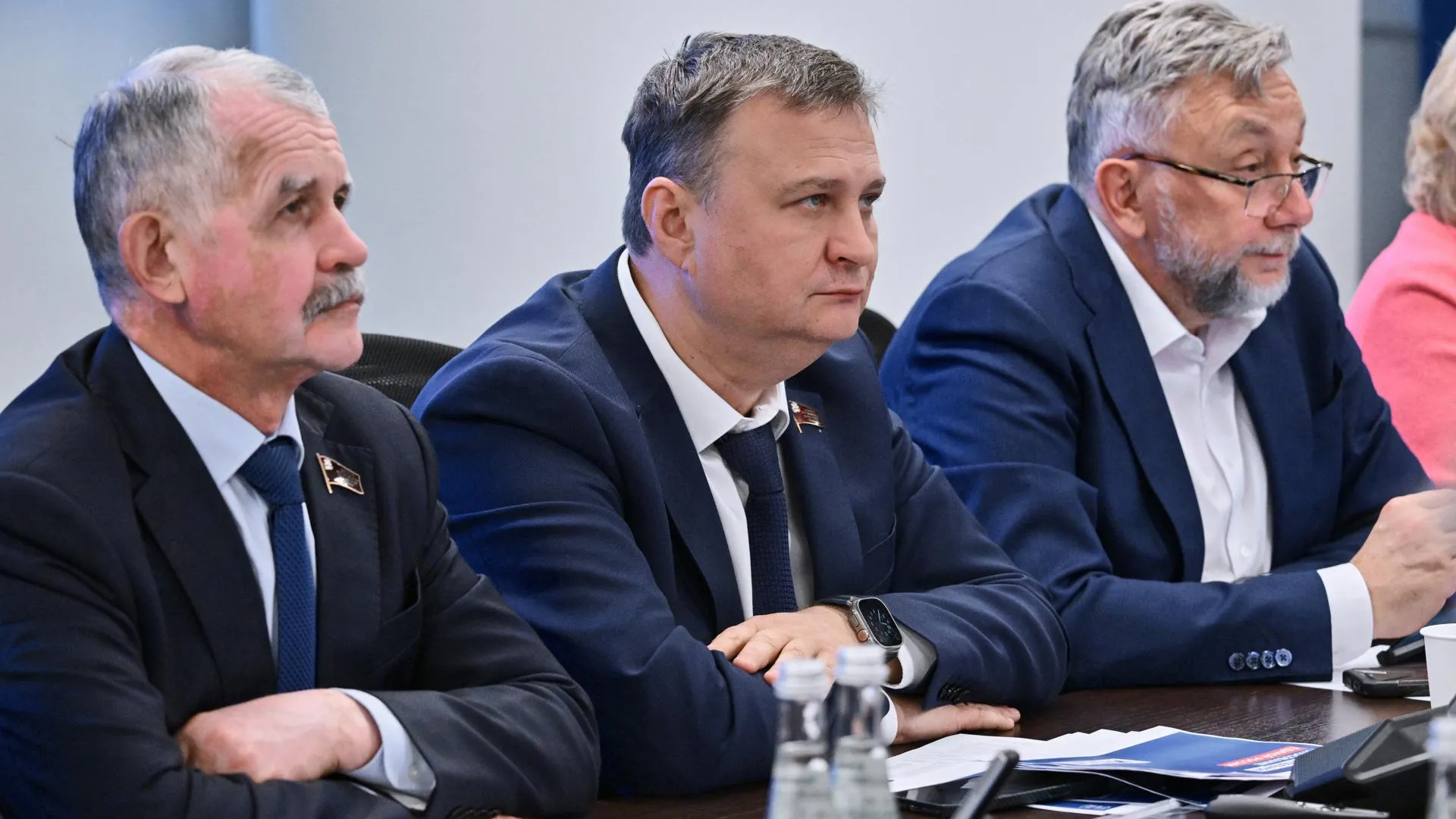 Депутаты напомнили о важности голосования на предстоящих выборах